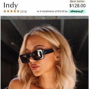 NWT DIFF Eyewear Stylish Black Square Sunglasses